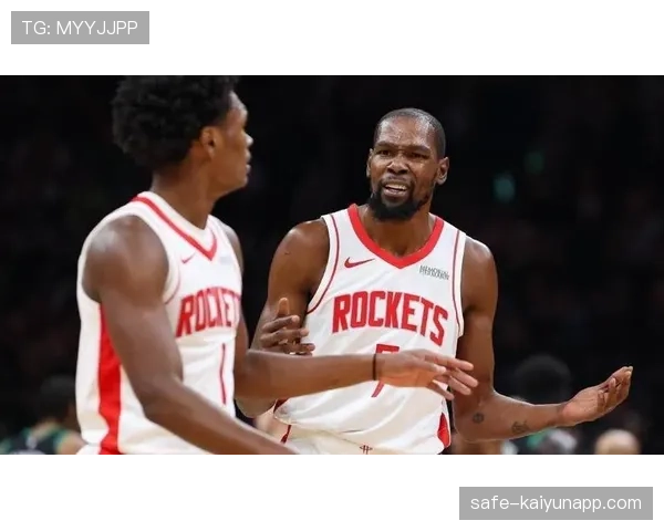 火箭进攻体系过度依赖杜兰特单打，角色球员支援不足限制上限